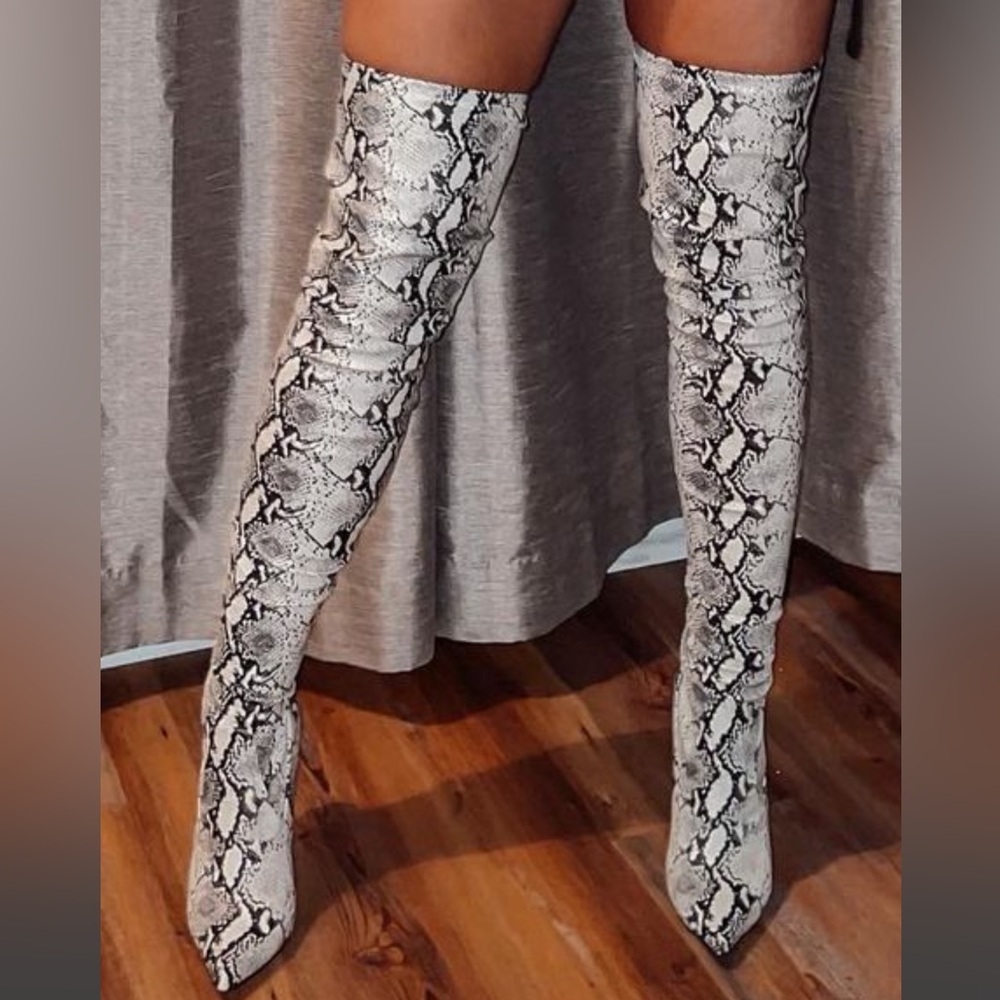 Steve Madden above the knee boots